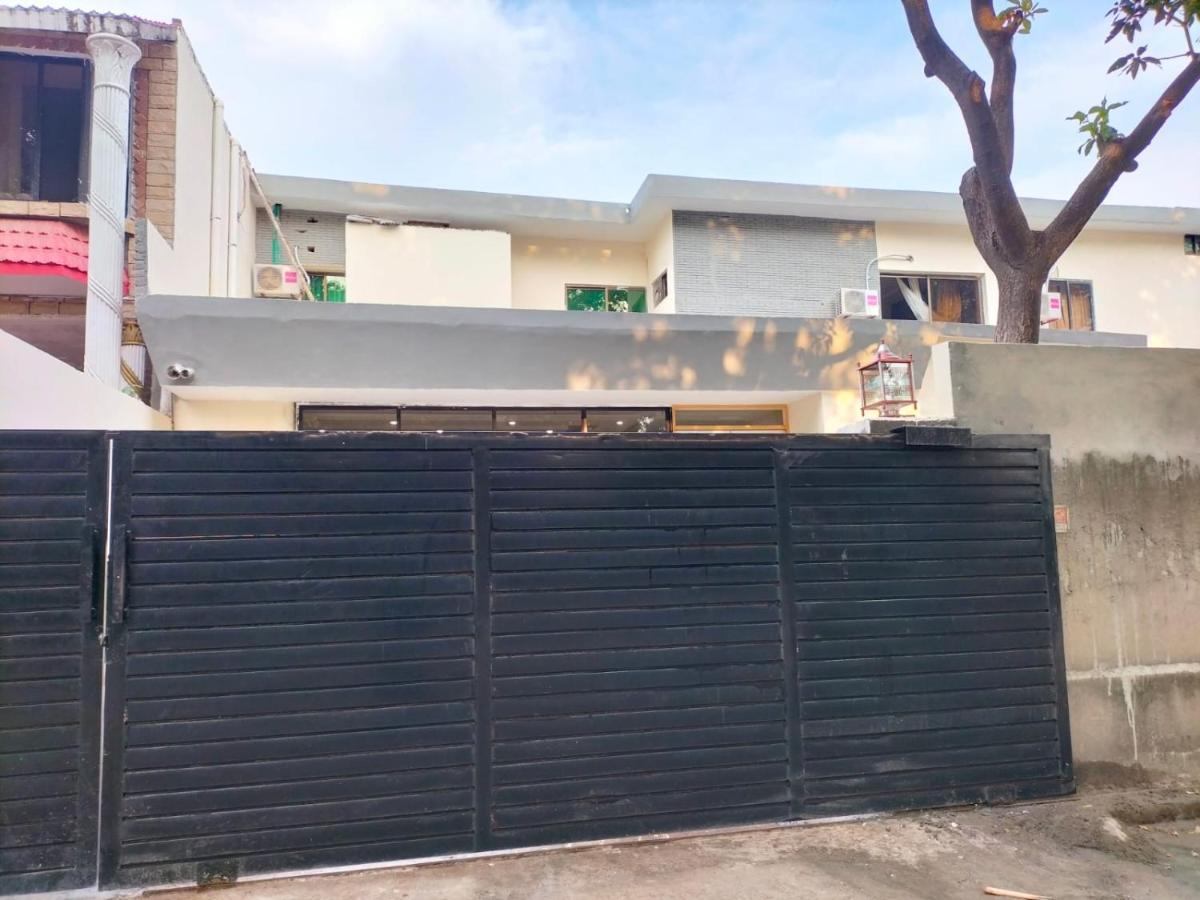Rose Valet Guest House Islamabad Exterior foto